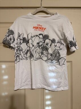 Disney Mickey & Friends White Graphic Kids T-S